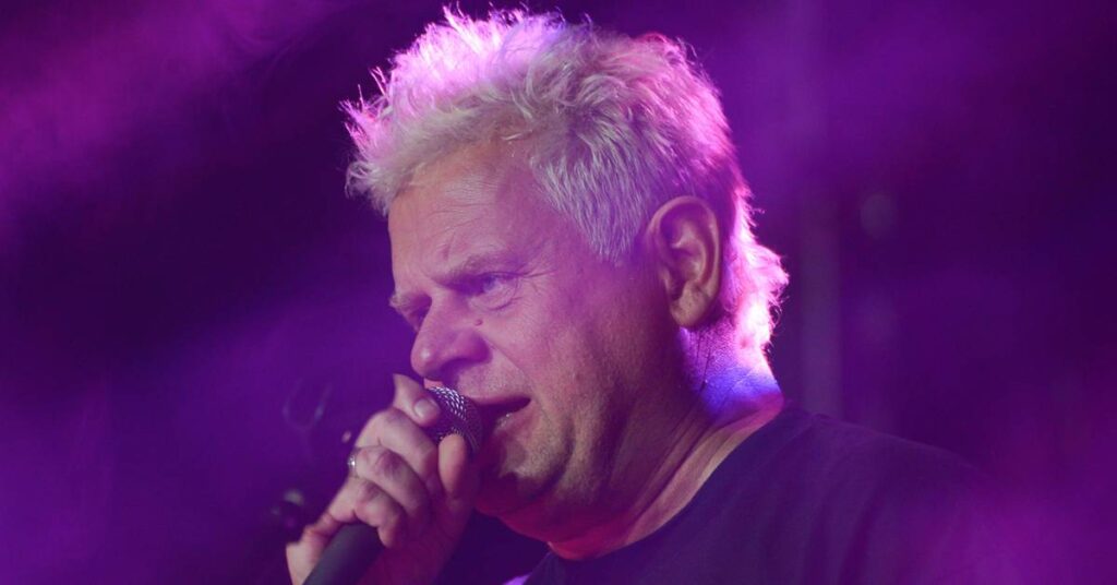 Kazik Staszewski trafił do szpitala. Jego stan jest poważny, leży na OIOM-ie